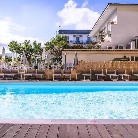 Hotel Isabella 4*